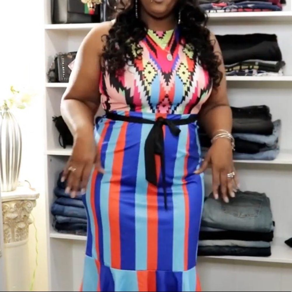 Ruffle Hem Tribal Print Sleeveless Dress